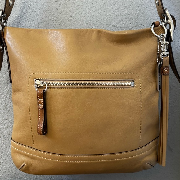 Vintage Coach Legacy Tan Leather Crossbody Bag with Silver Hardware - Picture 2 of 12